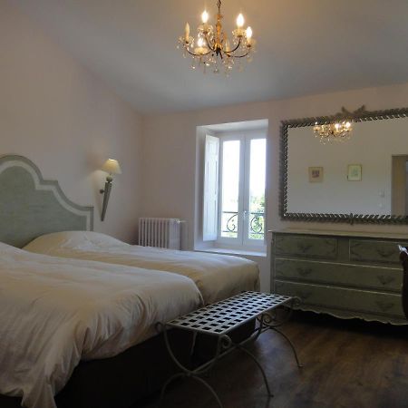 Les Terres De Saint Hilaire Bed & Breakfast Ollières Dış mekan fotoğraf