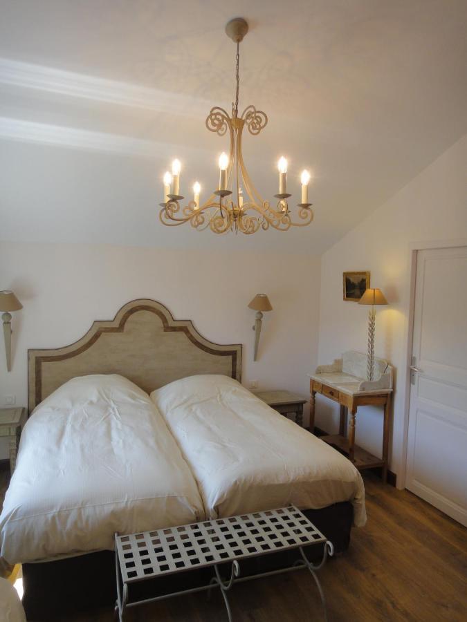 Les Terres De Saint Hilaire Bed & Breakfast Ollières Dış mekan fotoğraf